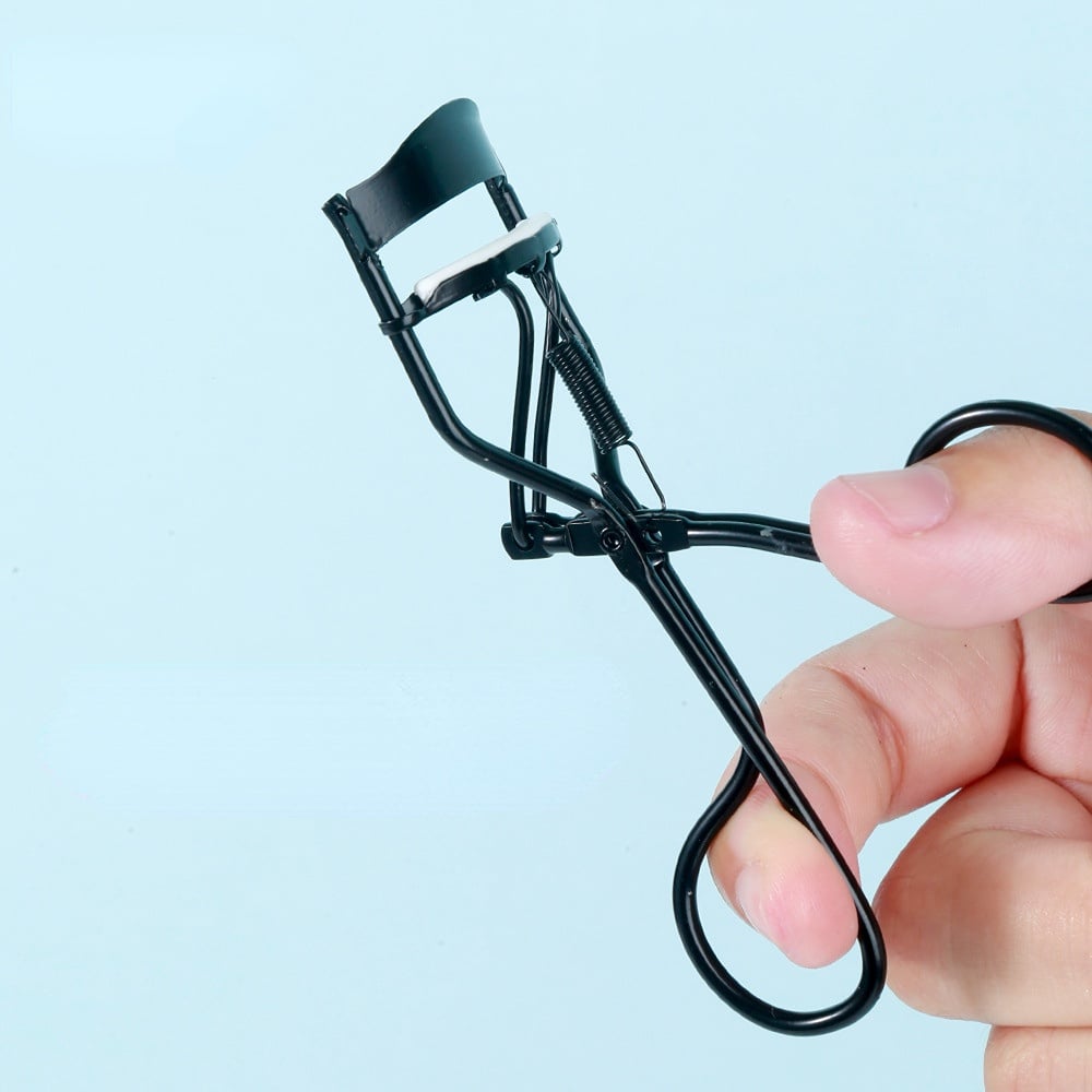 🏆Flash Sale⚡Stainless Steel Eyelash Curler - Professional Lash Curving Tool for Long-Lasting Lift