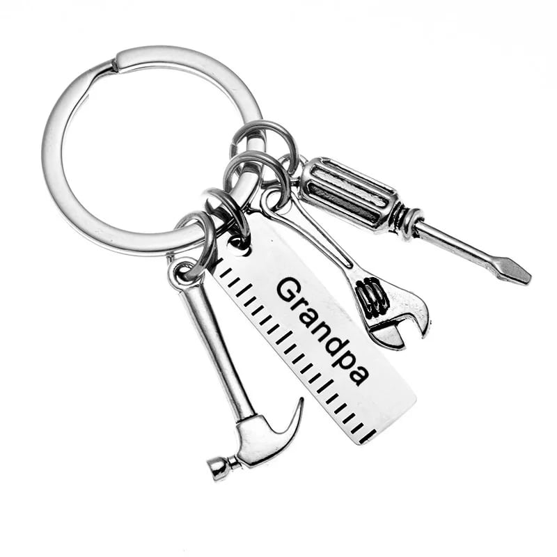 🎁Father's Day Gift: Car Enthusiast Tool Keychain for Dad