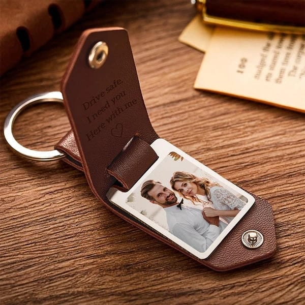 💖Valentine's Day hot sale✨Gift to Husband-Customized Leather Photo Text Keychain