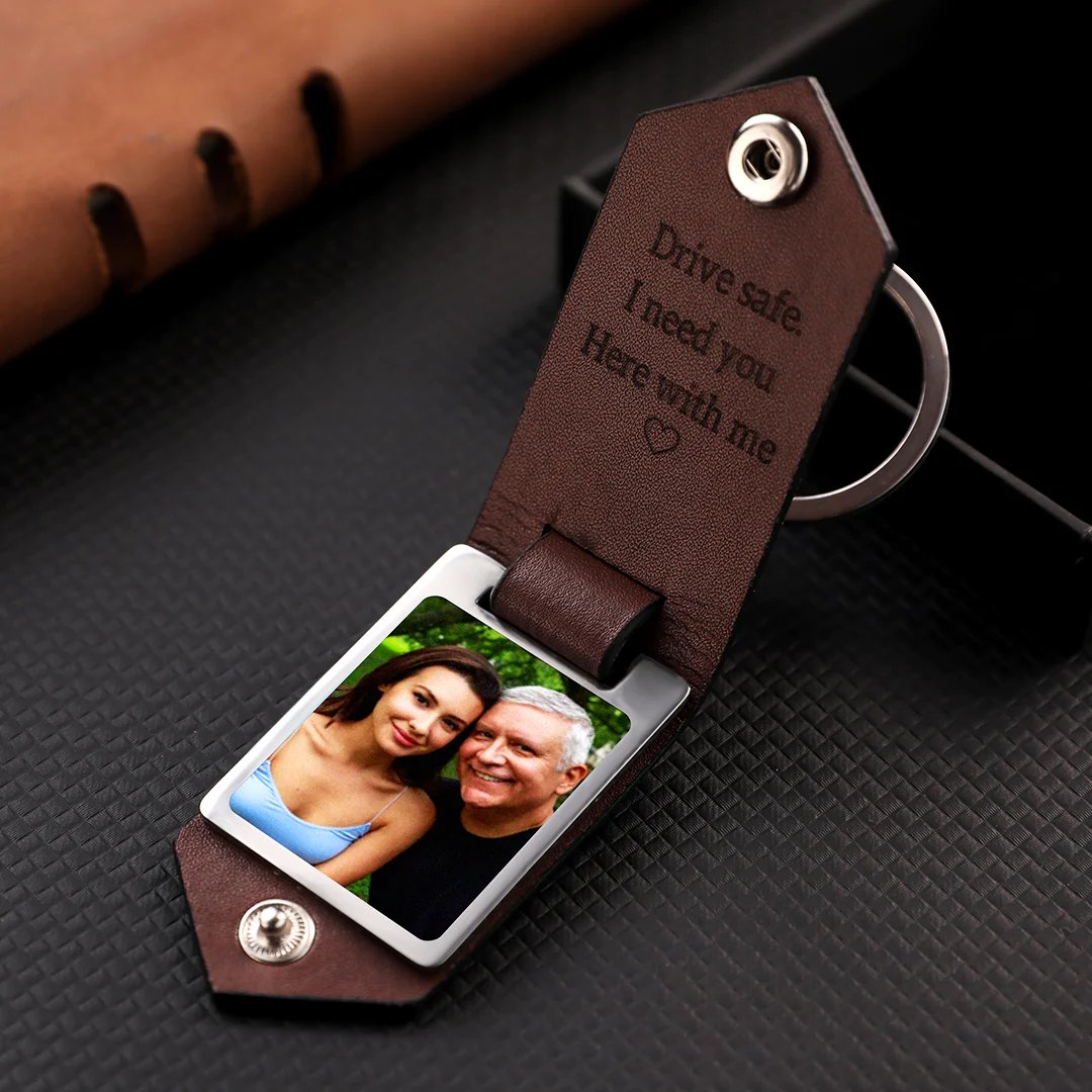 💖Valentine's Day hot sale✨Gift to Husband-Customized Leather Photo Text Keychain
