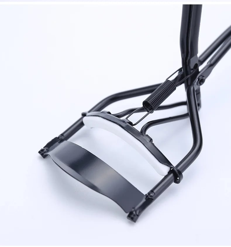 🏆Flash Sale⚡Stainless Steel Eyelash Curler - Professional Lash Curving Tool for Long-Lasting Lift