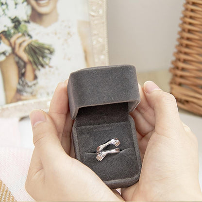 New-Couple Hug Ring Womens Day Gift Friends Mother Sister Girlfriend Gift