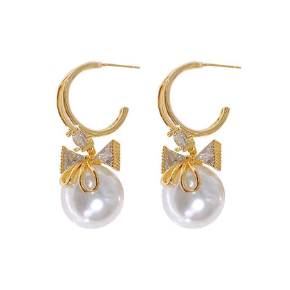 Fashion Butterfly Crystal Pearl Earrings